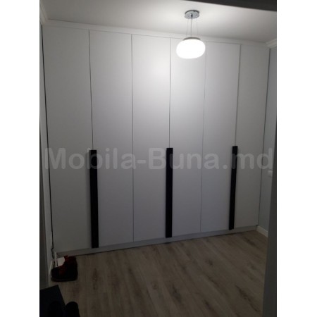 Dulap pentru dormitor modern A-8