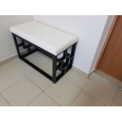 Bancheta de metal cu sezut tapitat A-3