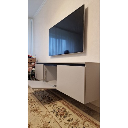 Consolă TV  
