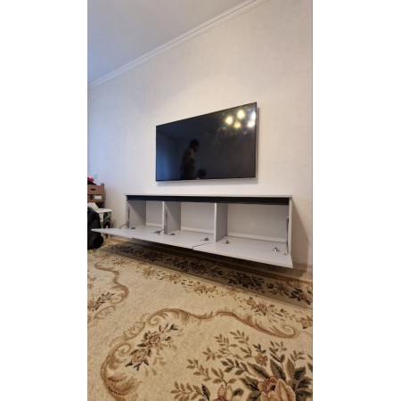 Consolă TV  