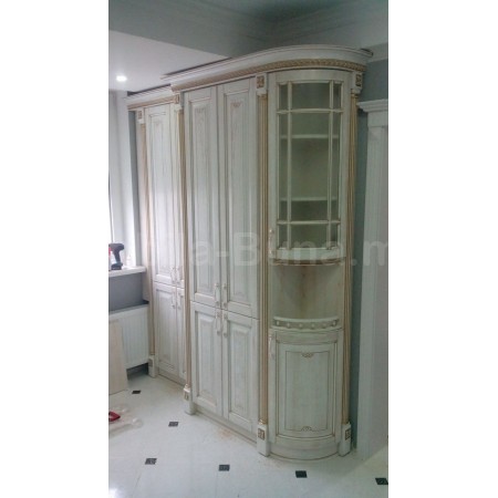 Шкаф в классическом стиле А-2