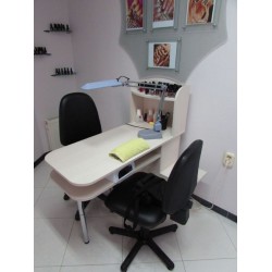 Маникюрный столик модель А-8