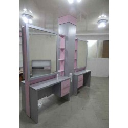 Рабочие столы для парикмахерских с зеркалом A-19