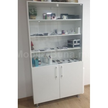 Dulap vitrina pentru salon de frumusete A-28
