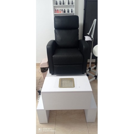 Подиум под педикюрное кресло А-72